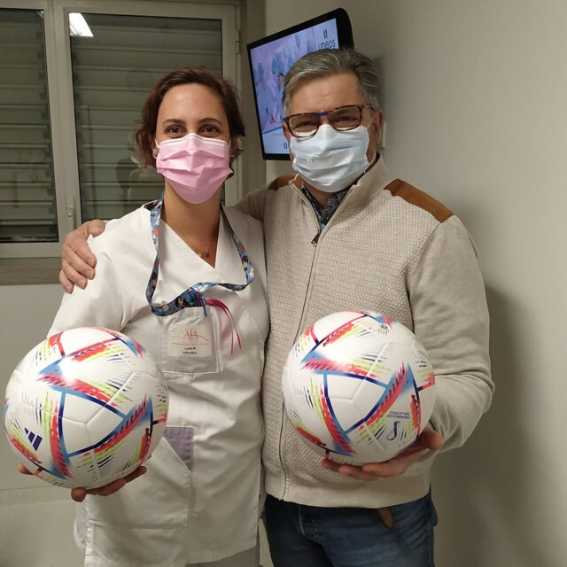 infirmière et patient avec ballon